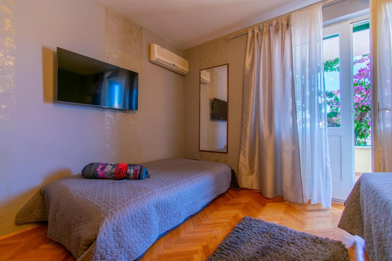 Lean Apartment Makarska